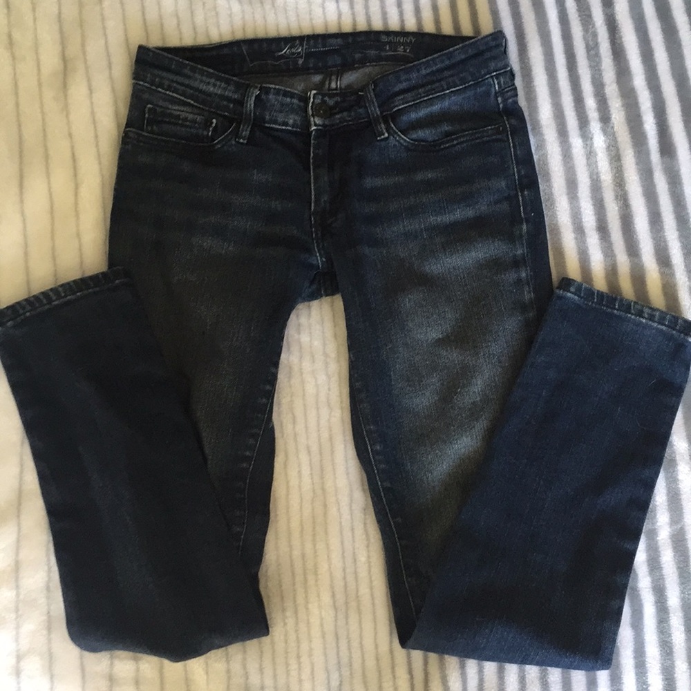 Levi’s skinny size 4 27 jeans